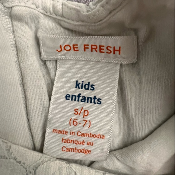 Joe Fresh Kids Enfants (6-7) Small Peplum White Lace Blouse - Picture 3 of 8